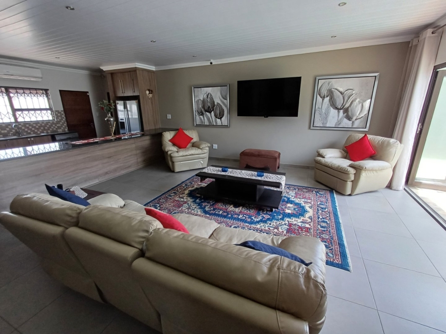 3 Bedroom Property for Sale in Langenhovenpark Free State